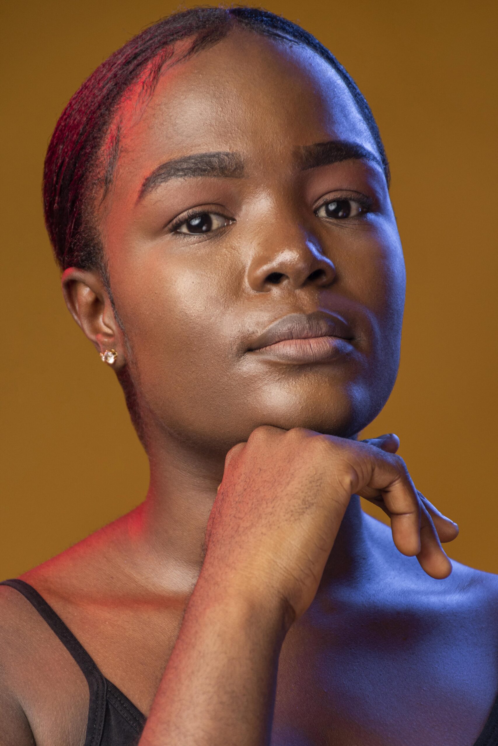 portrait-beautiful-african-woman-looking-forward